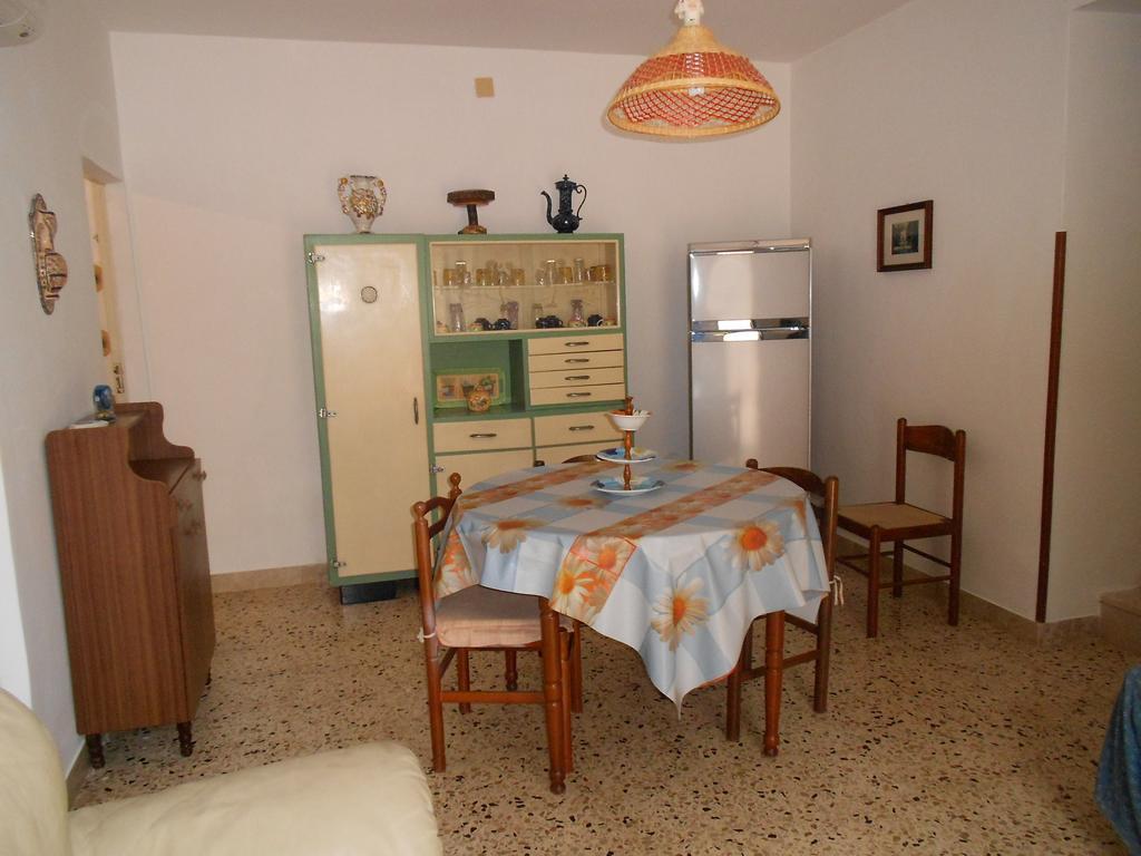 Casa Vacanze Scurati Villa Custonaci Cameră foto